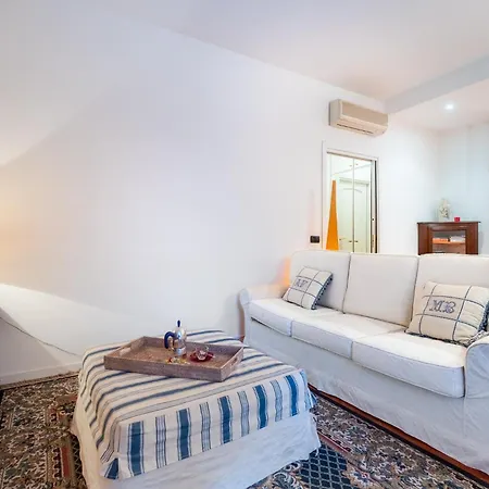 Hostdomus - Salsedine Apartment