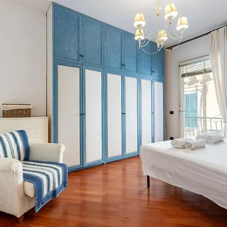 Apartment Hostdomus - Salsedine