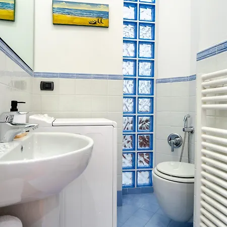 Apartment Hostdomus - Salsedine
